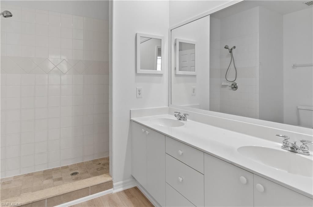 3281 Lindsey Ln, Unit 4, Naples, FL 34109 Photo