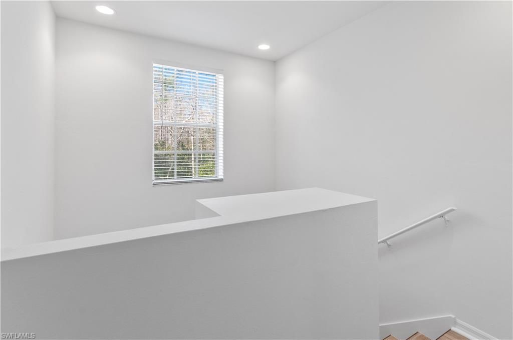 3281 Lindsey Ln, Unit 4, Naples, FL 34109 Photo