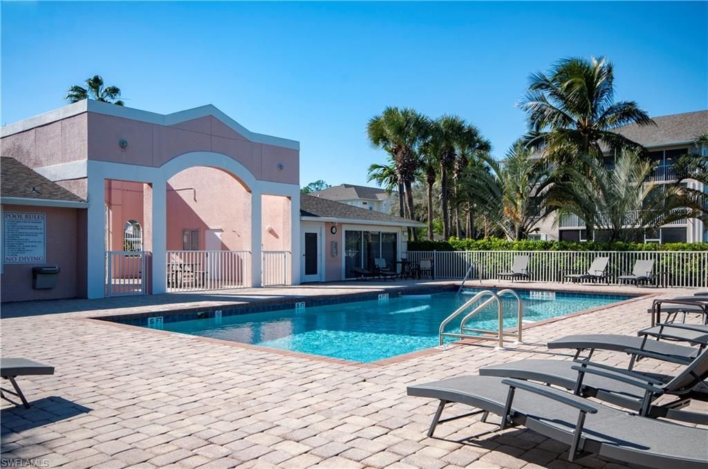 3281 Lindsey Ln, Unit 4, Naples, FL 34109 Photo