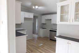 1338 Tidway Circle photo 4