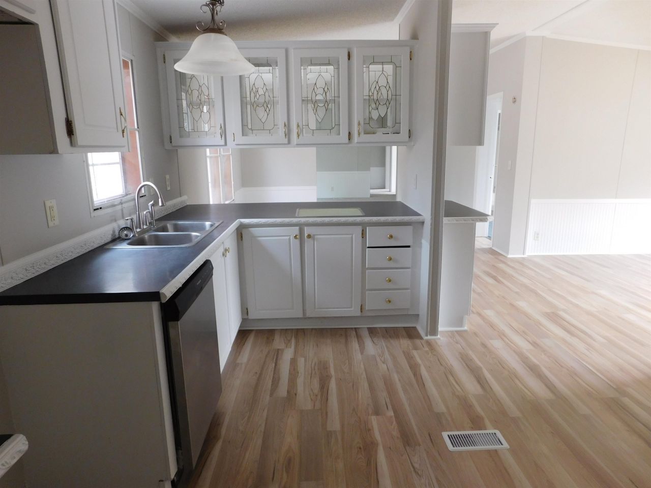 1338 Tidway Circle Photo 5