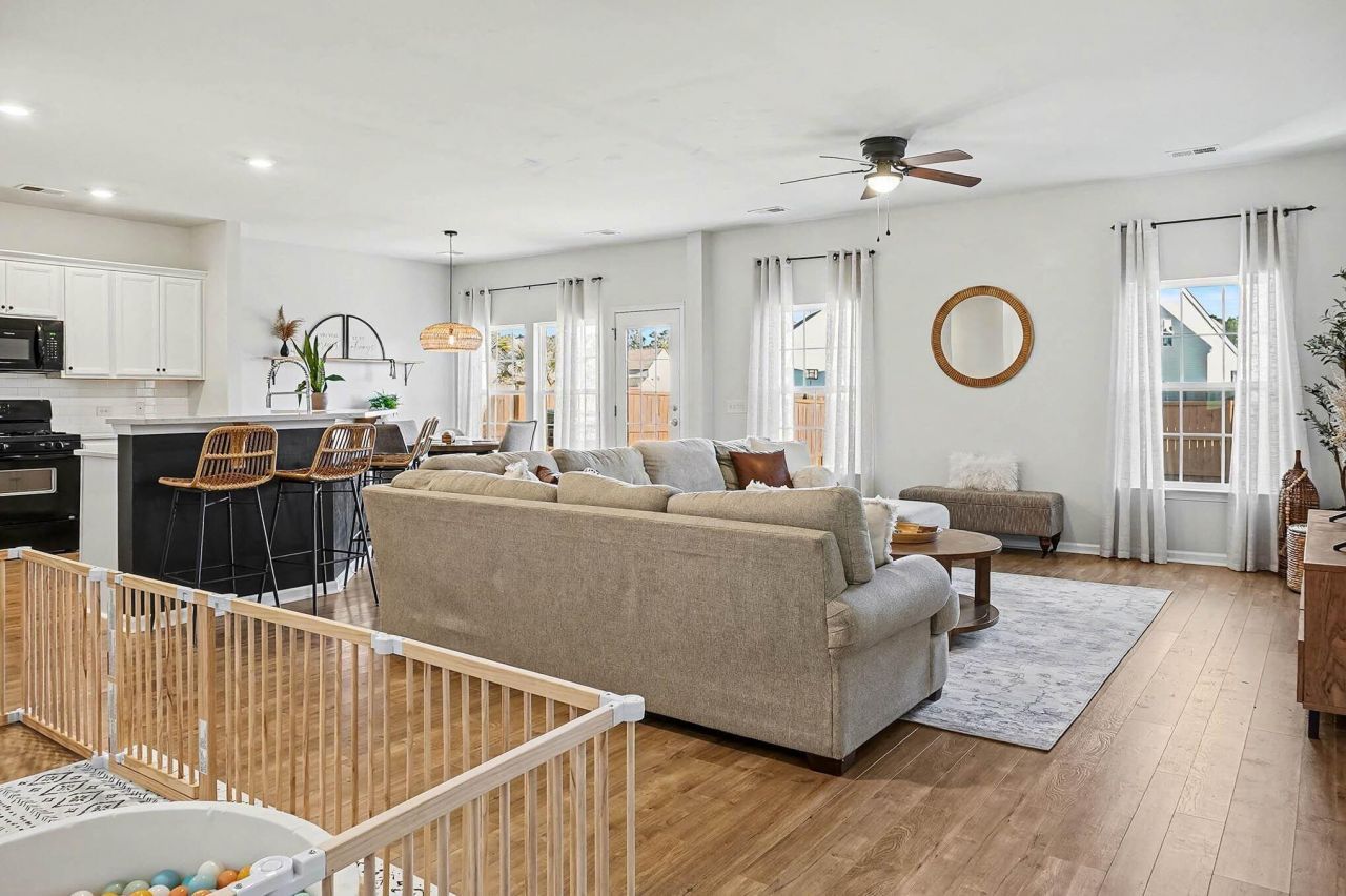 211 Daniels Creek Circle Photo 7