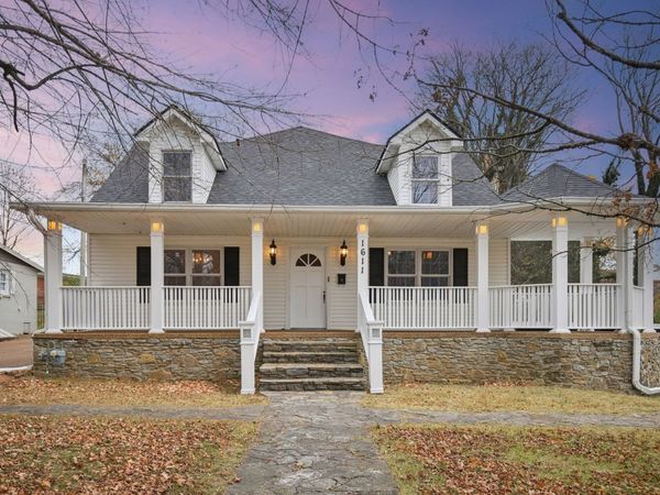 1611 Columbia Ave, Columbia, TN 38401