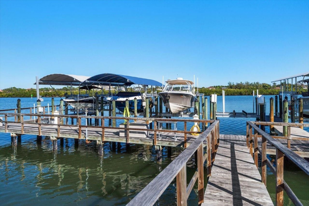 19519 Gulf Boulevard, Unit 602, Indian Shores, FL 33785 Photo