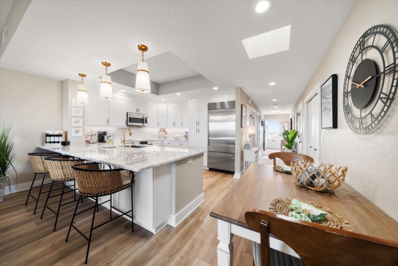 19519 Gulf Boulevard, Unit 602, Indian Shores, FL 33785 Photo