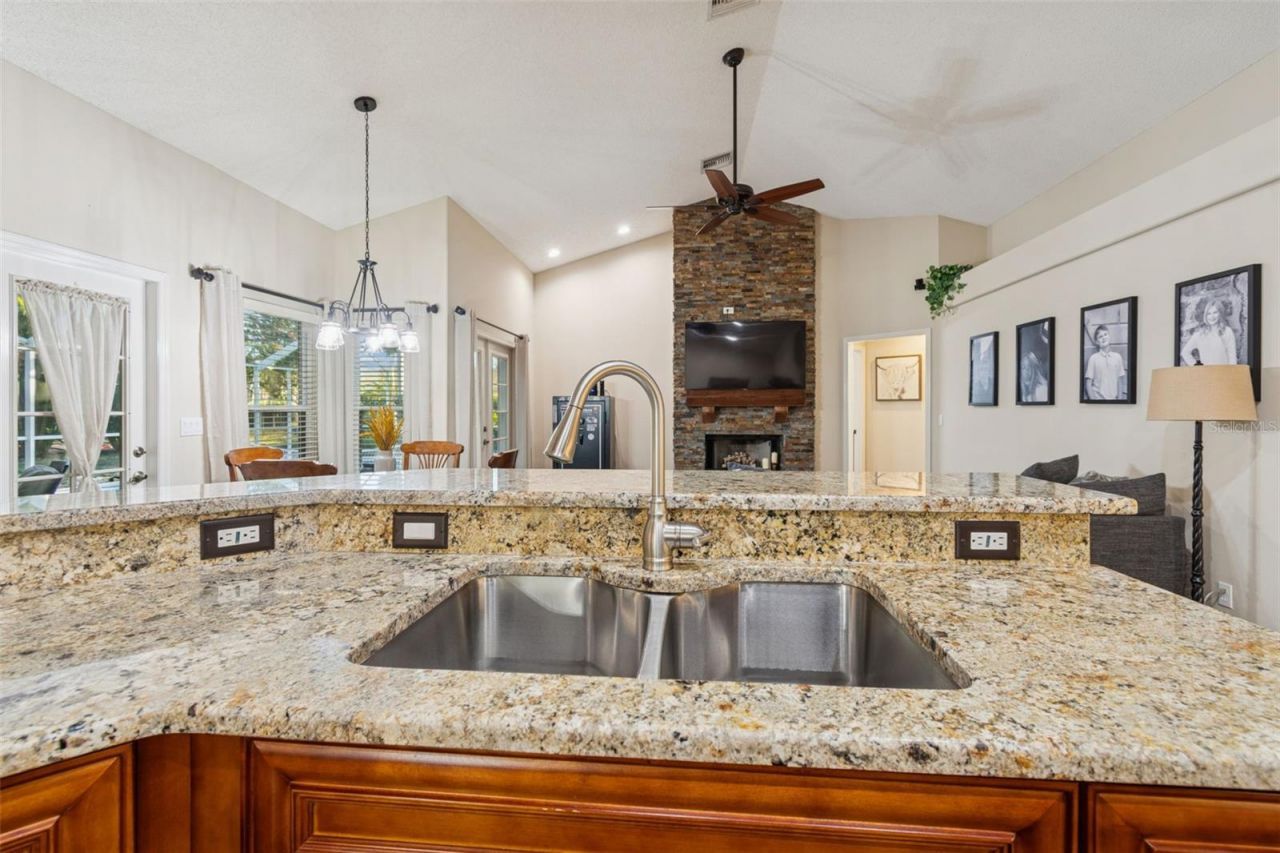 4320 Auston Way, Palm Harbor, FL 34685 Photo