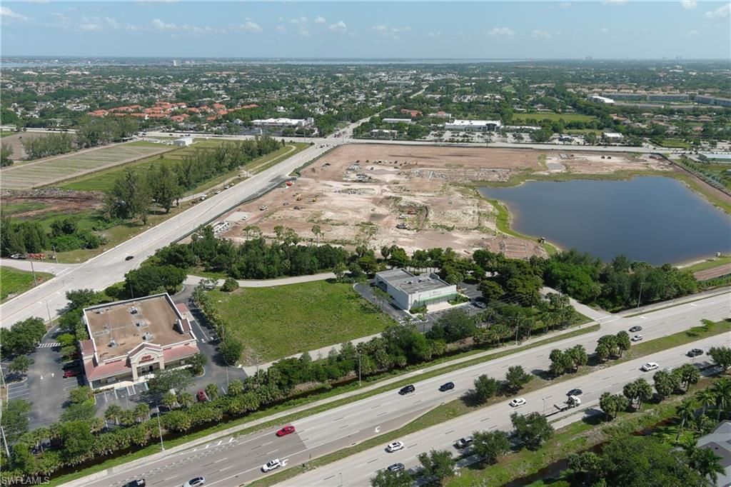 15640 Summerlin Rd, Fort Myers, FL 33908 Photo