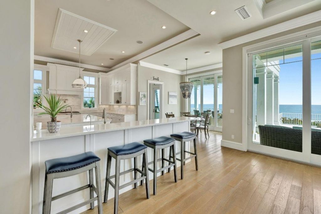 8316 S Ocean Drive, Jensen Beach, FL 34957 Photo