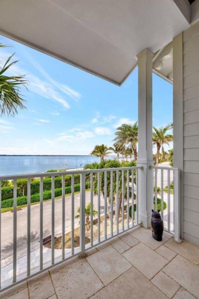 8316 S Ocean Drive, Jensen Beach, FL 34957 Photo