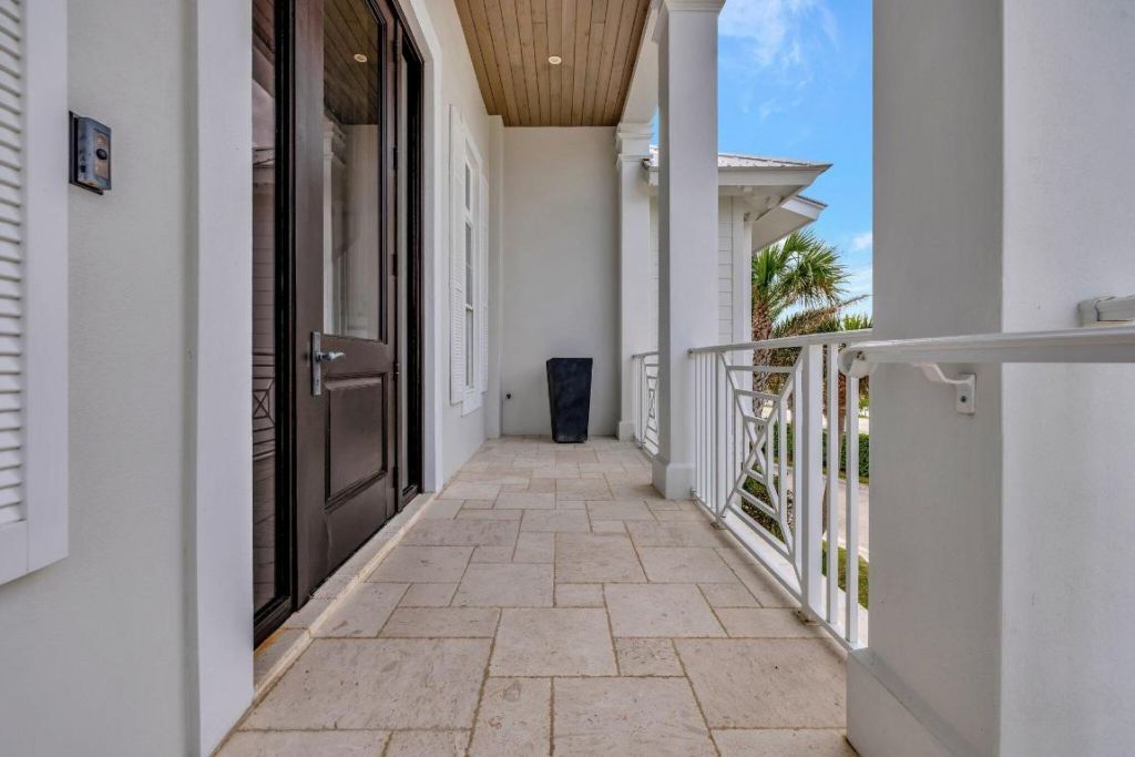 8316 S Ocean Drive, Jensen Beach, FL 34957 Photo