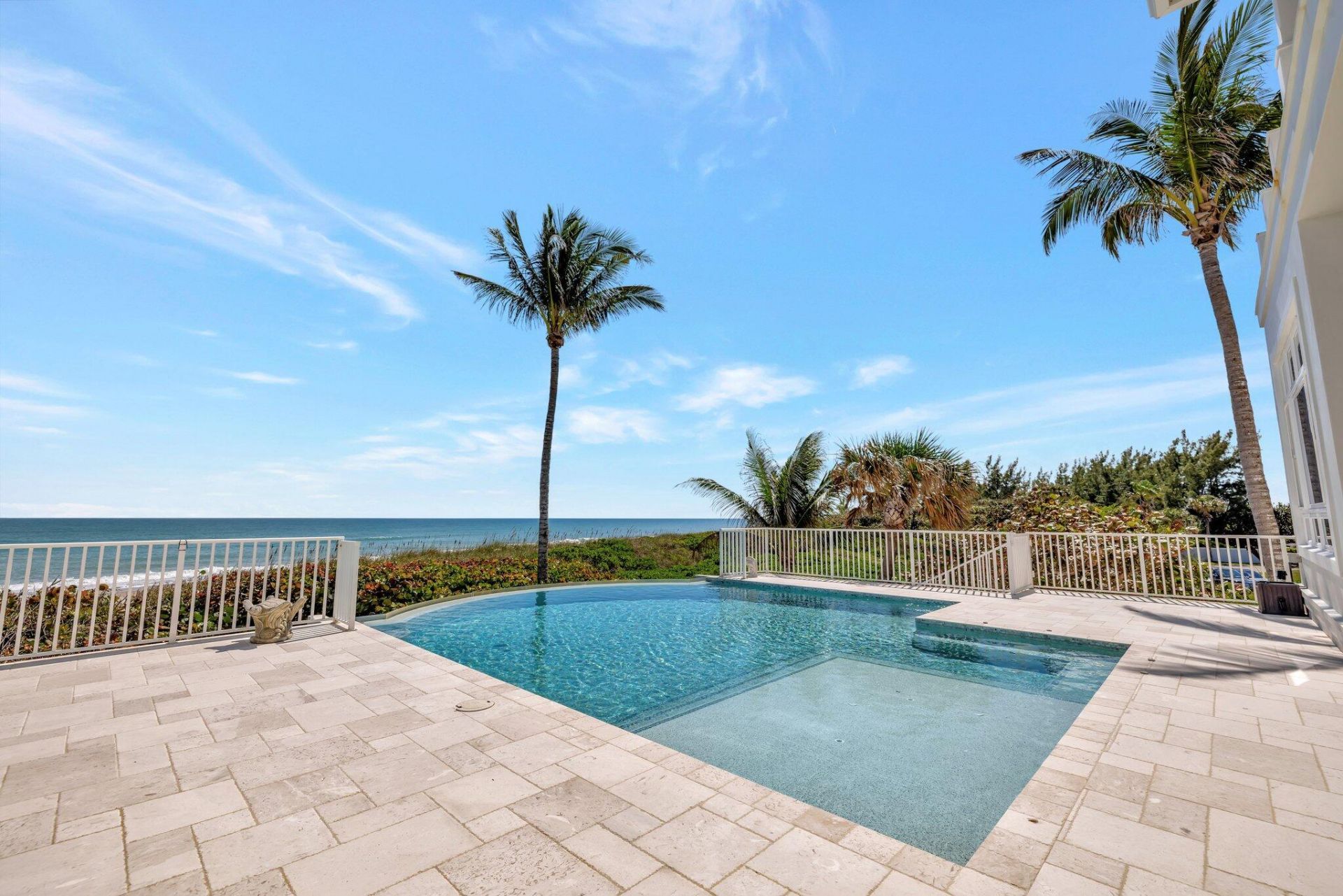 8316 S Ocean Drive, Jensen Beach, FL 34957 Photo