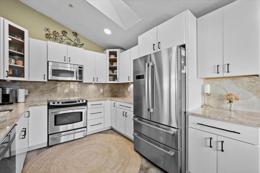 11 Dorchester Circle, Palm Beach Gardens, FL 33418 Photo