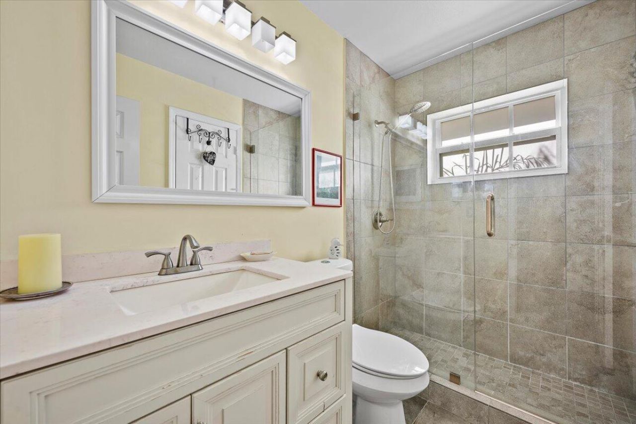 11 Dorchester Circle, Palm Beach Gardens, FL 33418 Photo