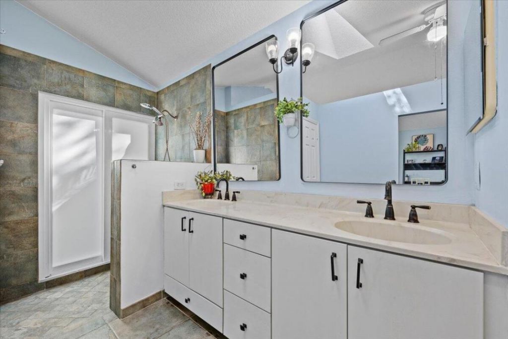 11 Dorchester Circle, Palm Beach Gardens, FL 33418 Photo