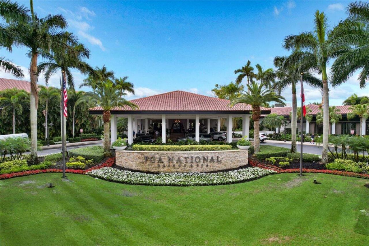 11 Dorchester Circle, Palm Beach Gardens, FL 33418 Photo