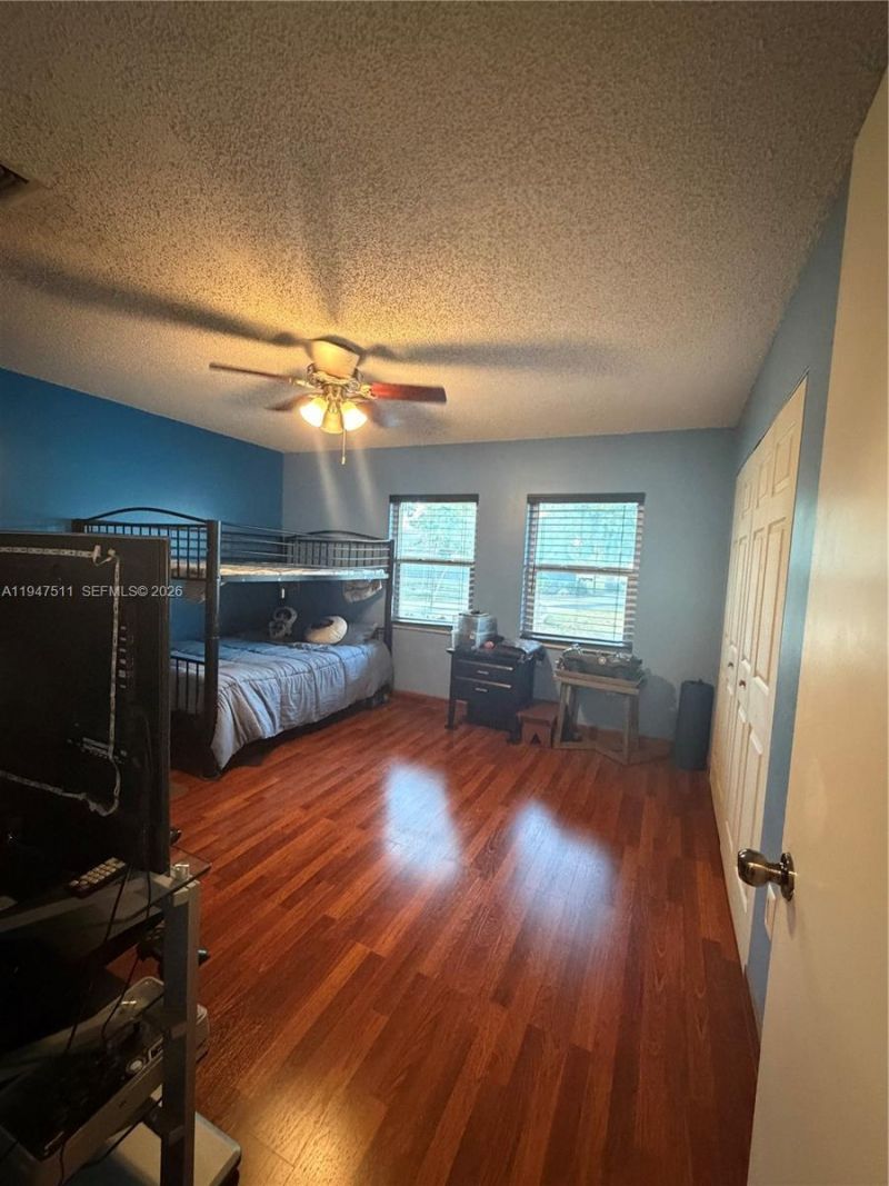 5402 SW 139th Ct, Miami, FL 33175 Photo