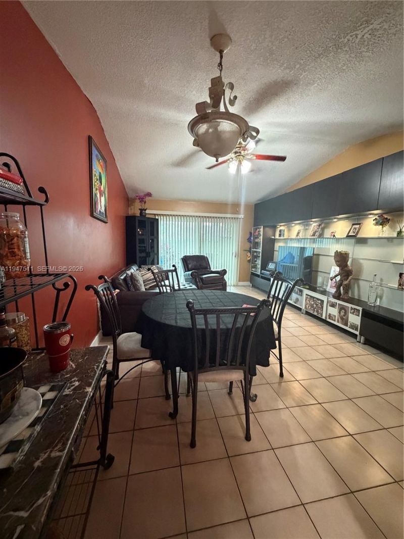 5402 SW 139th Ct, Miami, FL 33175 Photo