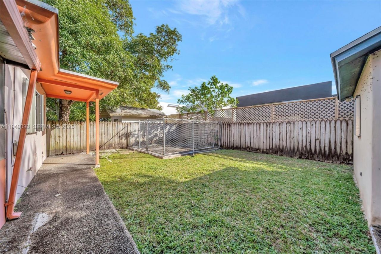 244 NW 43rd St, Miami, FL 33127 Photo