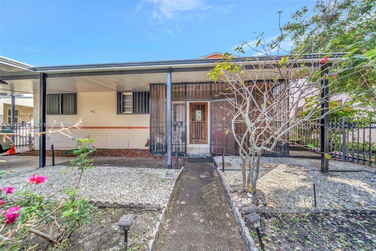 244 NW 43rd St, Miami, FL 33127 Photo