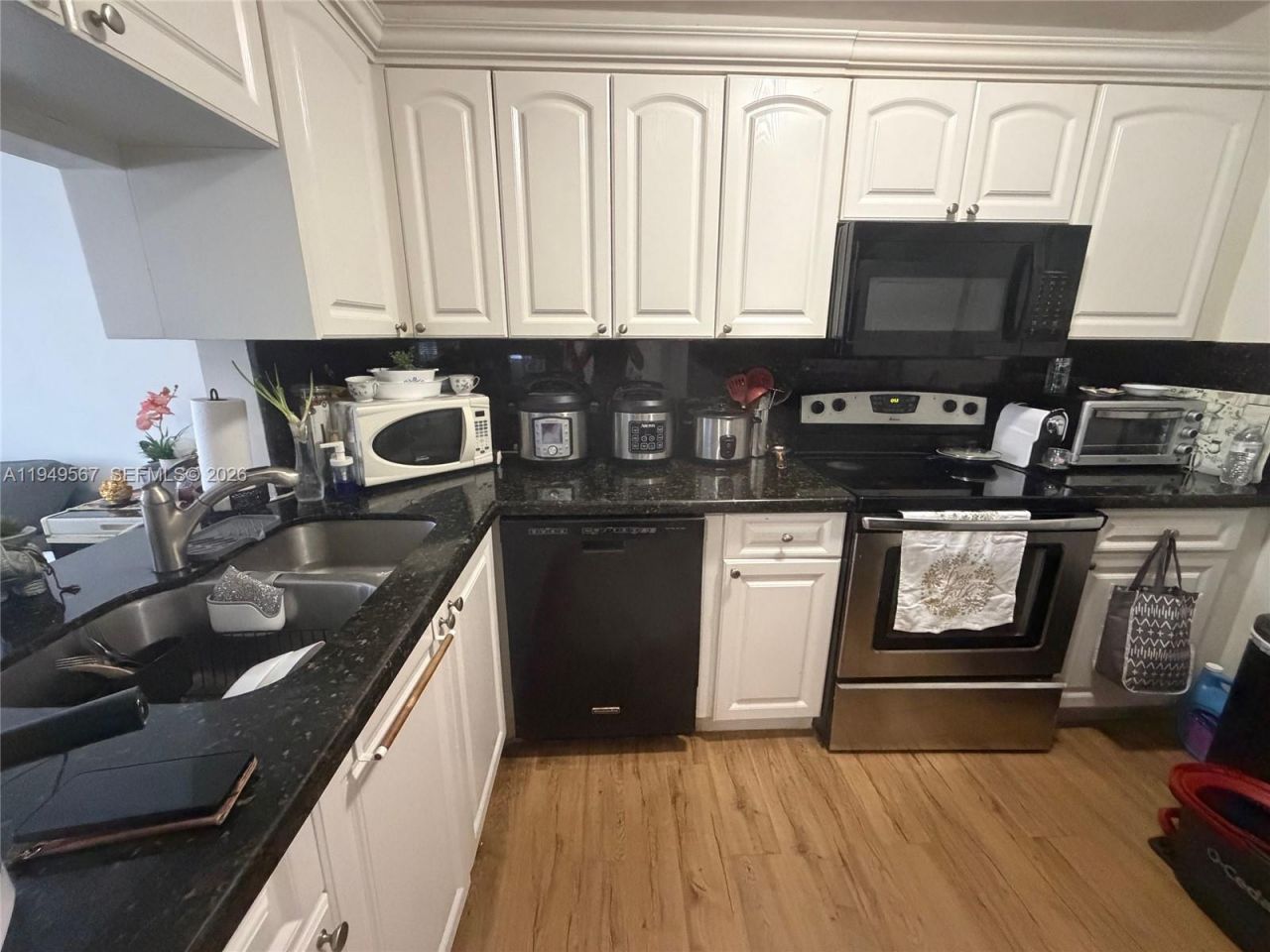 10054 Winding Lake Rd, Unit 103, Sunrise, FL 33351 Photo