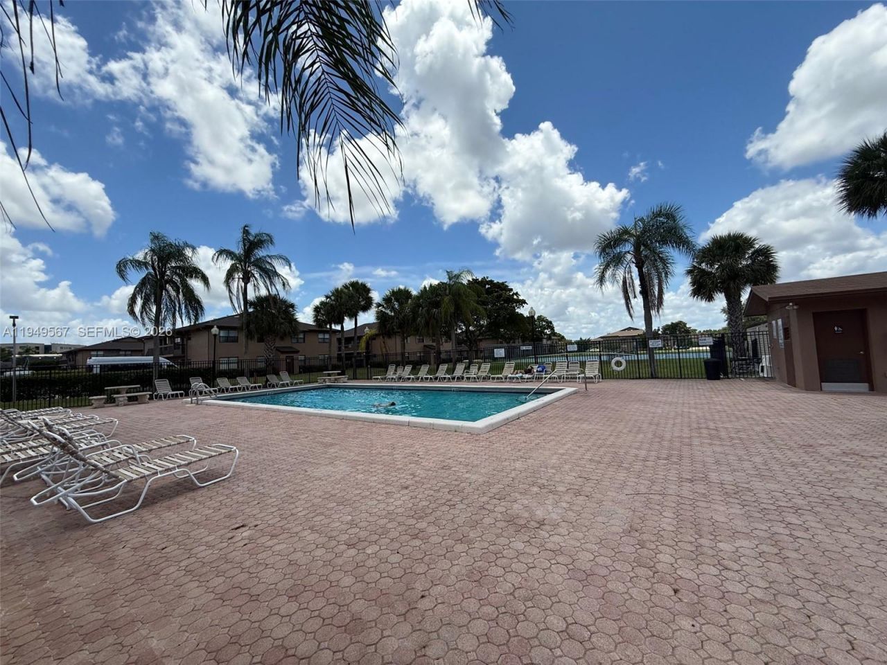 10054 Winding Lake Rd, Unit 103, Sunrise, FL 33351 Photo