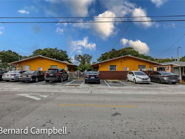 129 SE 5th St, Unit 1-4, Hallandale Beach, FL 33009