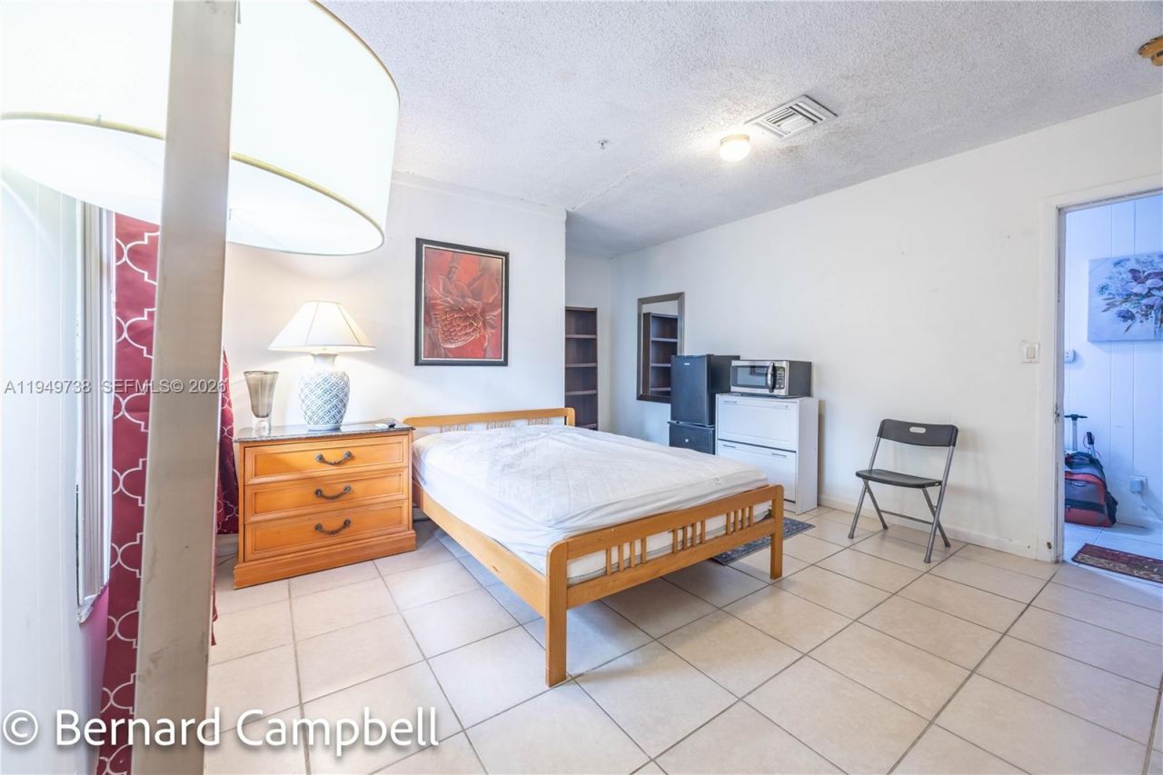 Please Call For Address, Unit 1-4, Hallandale Beach, FL 33009 Photo