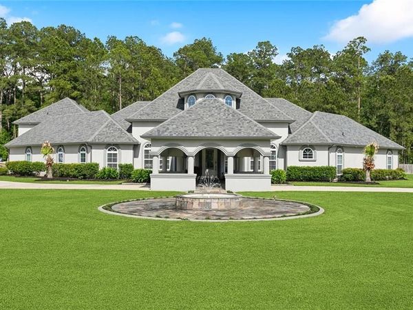 30222 N DIXIE RANCH Road, Lacombe, LA 70445