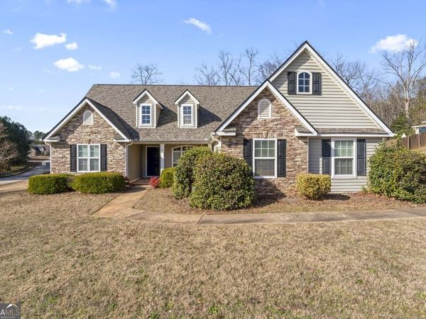 4001 Cool Water Cove, Mcdonough, GA 30253