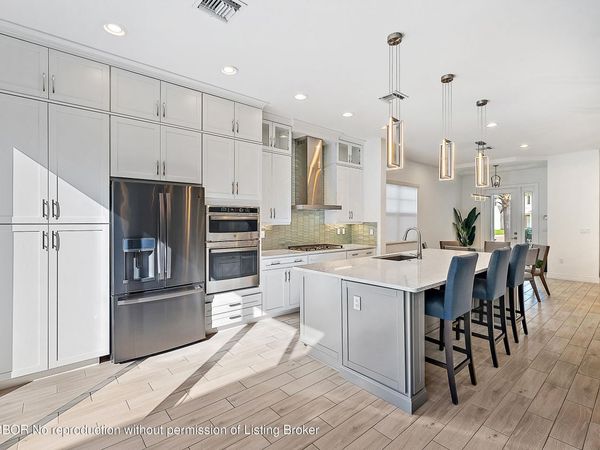 165 Bonnette Hunt Club Lane, Palm Beach Gardens, FL 33418