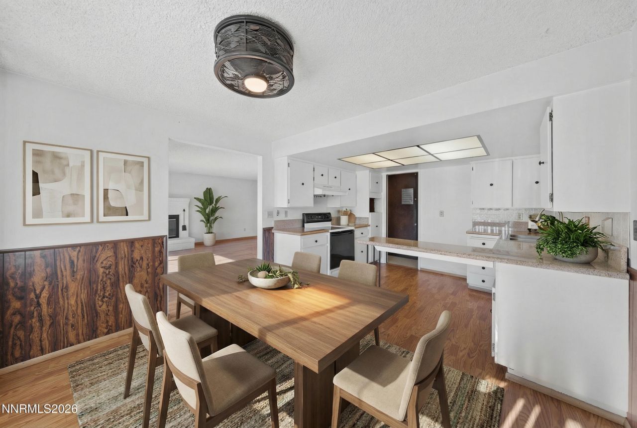 240 E Gault Way, Sparks, NV 89431 Photo