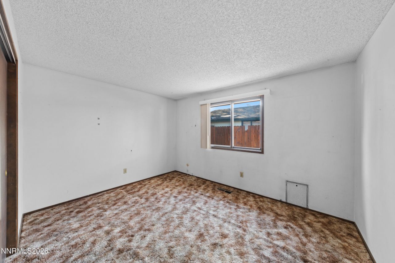 240 E Gault Way, Sparks, NV 89431 Photo