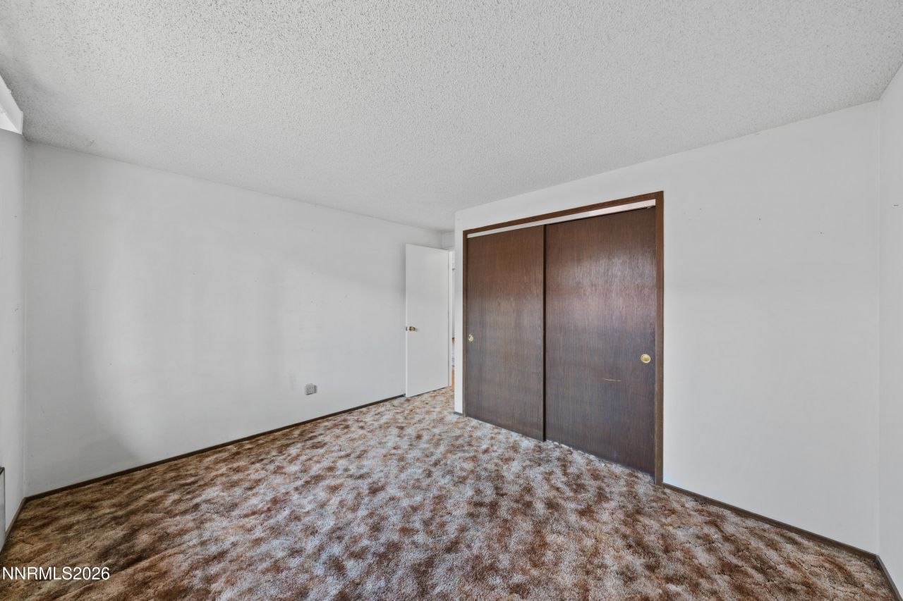 240 E Gault Way, Sparks, NV 89431 Photo