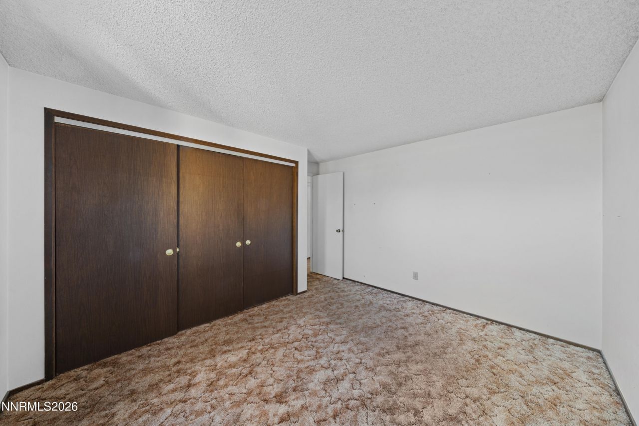 240 E Gault Way, Sparks, NV 89431 Photo