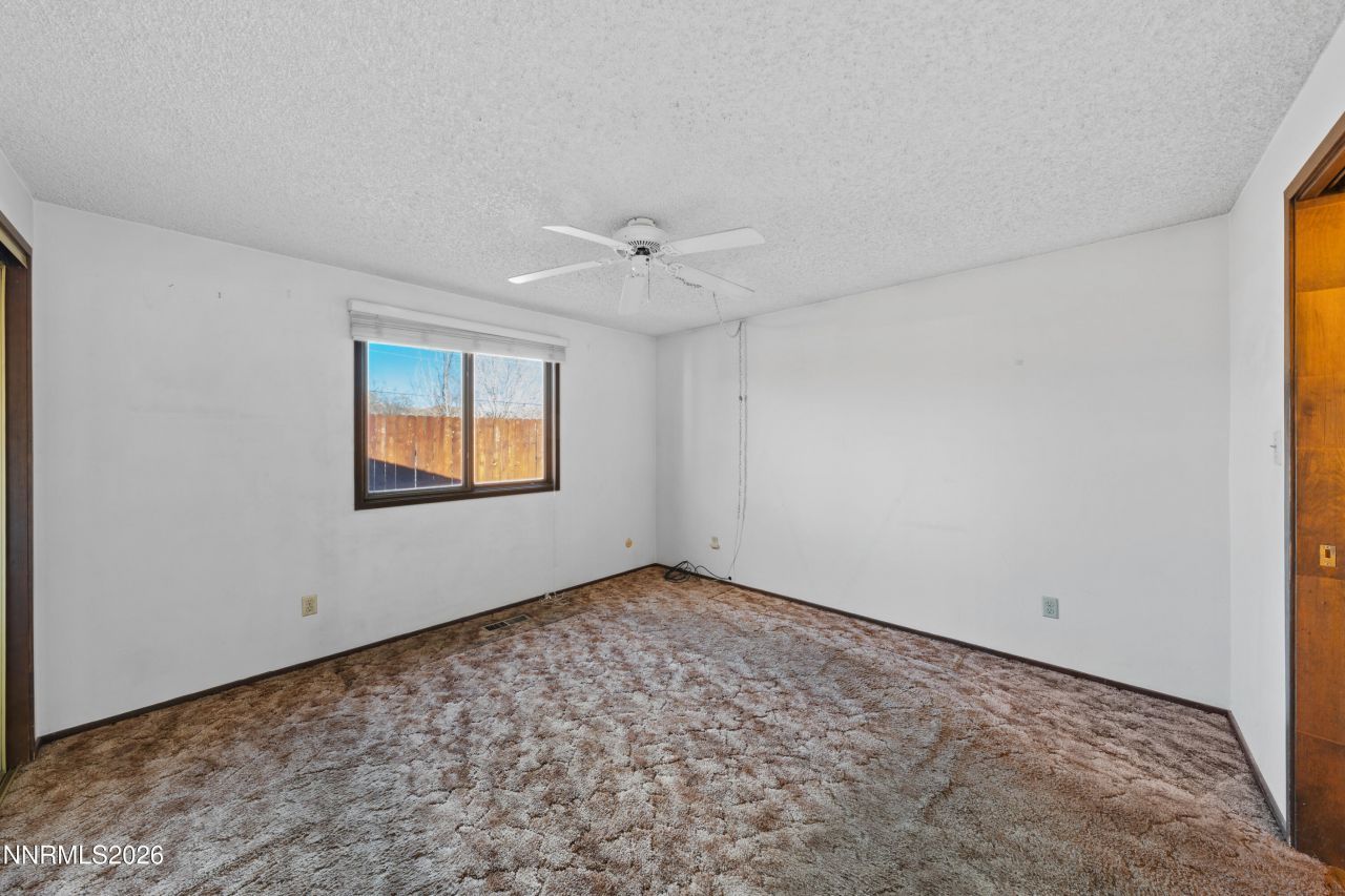 240 E Gault Way, Sparks, NV 89431 Photo