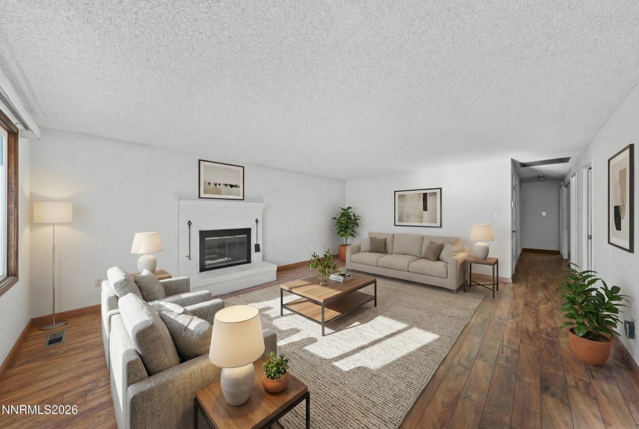 240 E Gault Way, Sparks, NV 89431 Photo