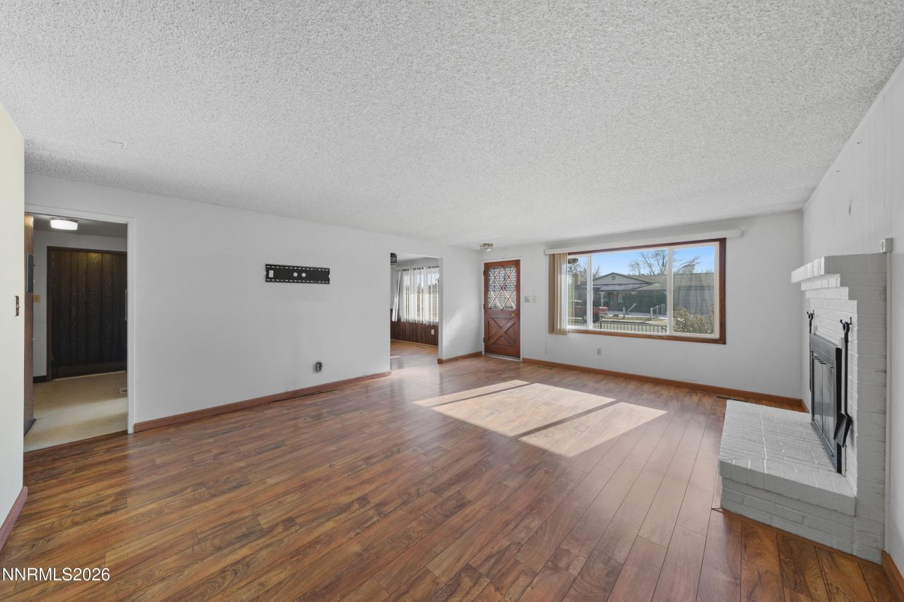 240 E Gault Way, Sparks, NV 89431 Photo