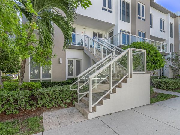 6415 NW 102nd Path, Unit 201, Miami, FL 33178