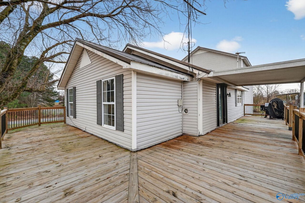 2051 County Road 1589, Baileyton, AL 35019 Main Photo