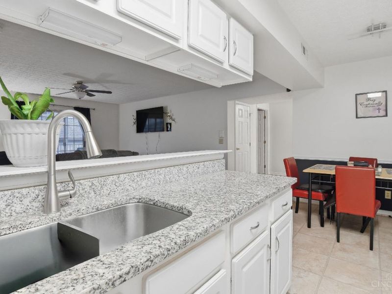 3161 Preserve Lane, Unit 2B, Colerain Township, OH 45239 Photo 14