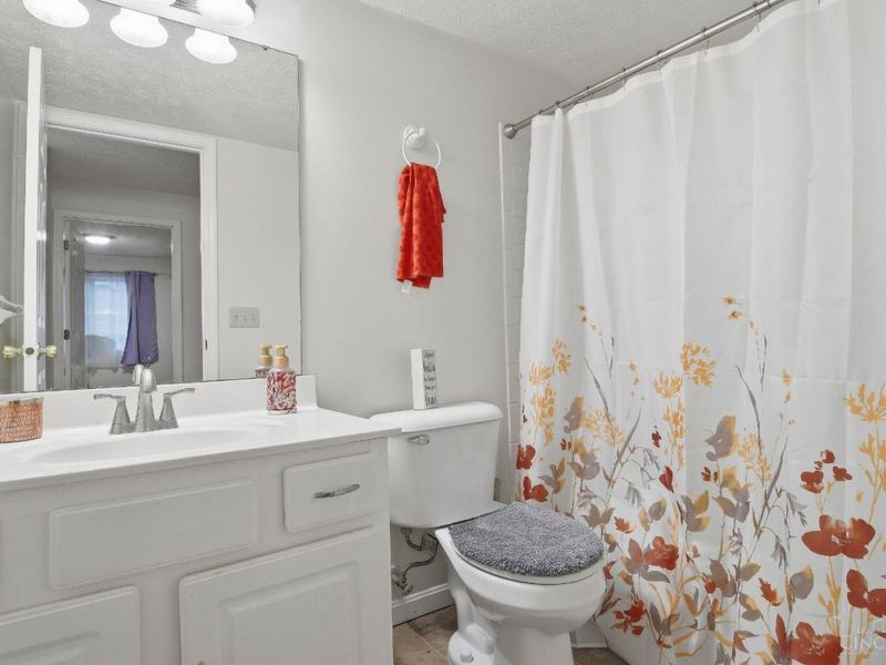 3161 Preserve Lane, Unit 2B, Colerain Township, OH 45239 Photo 9