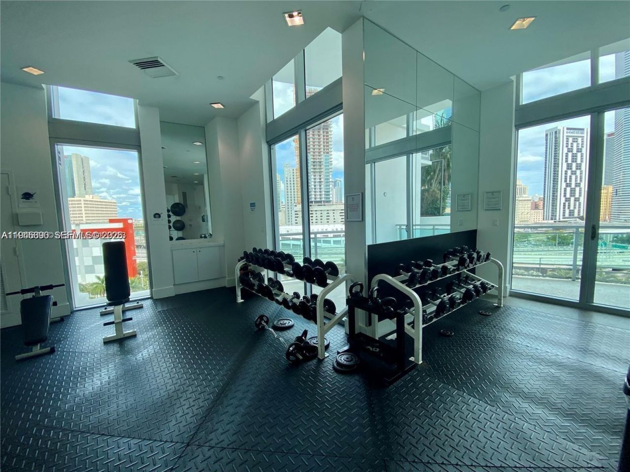 350 S Miami Ave, Unit 1905, Miami, FL 33130 Photo