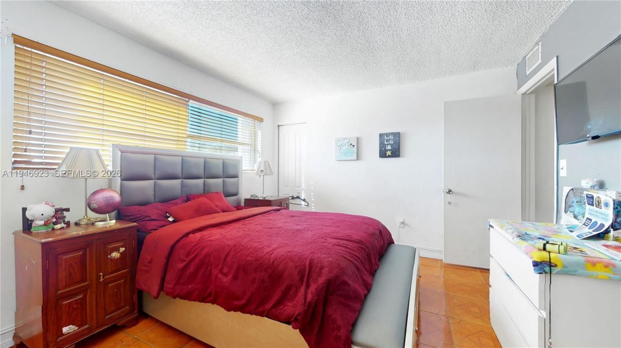 9373 Fontainebleau Blvd, Unit K234, Miami, FL 33172 Photo