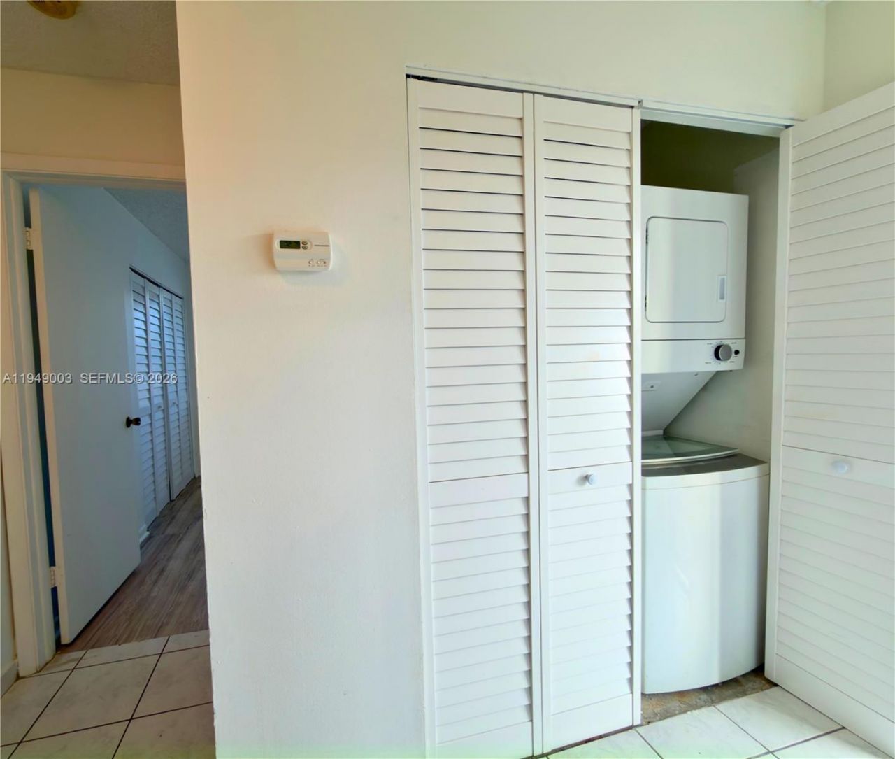 10453 NW 11th St , Unit 206, Pembroke Pines, FL 33026 Photo