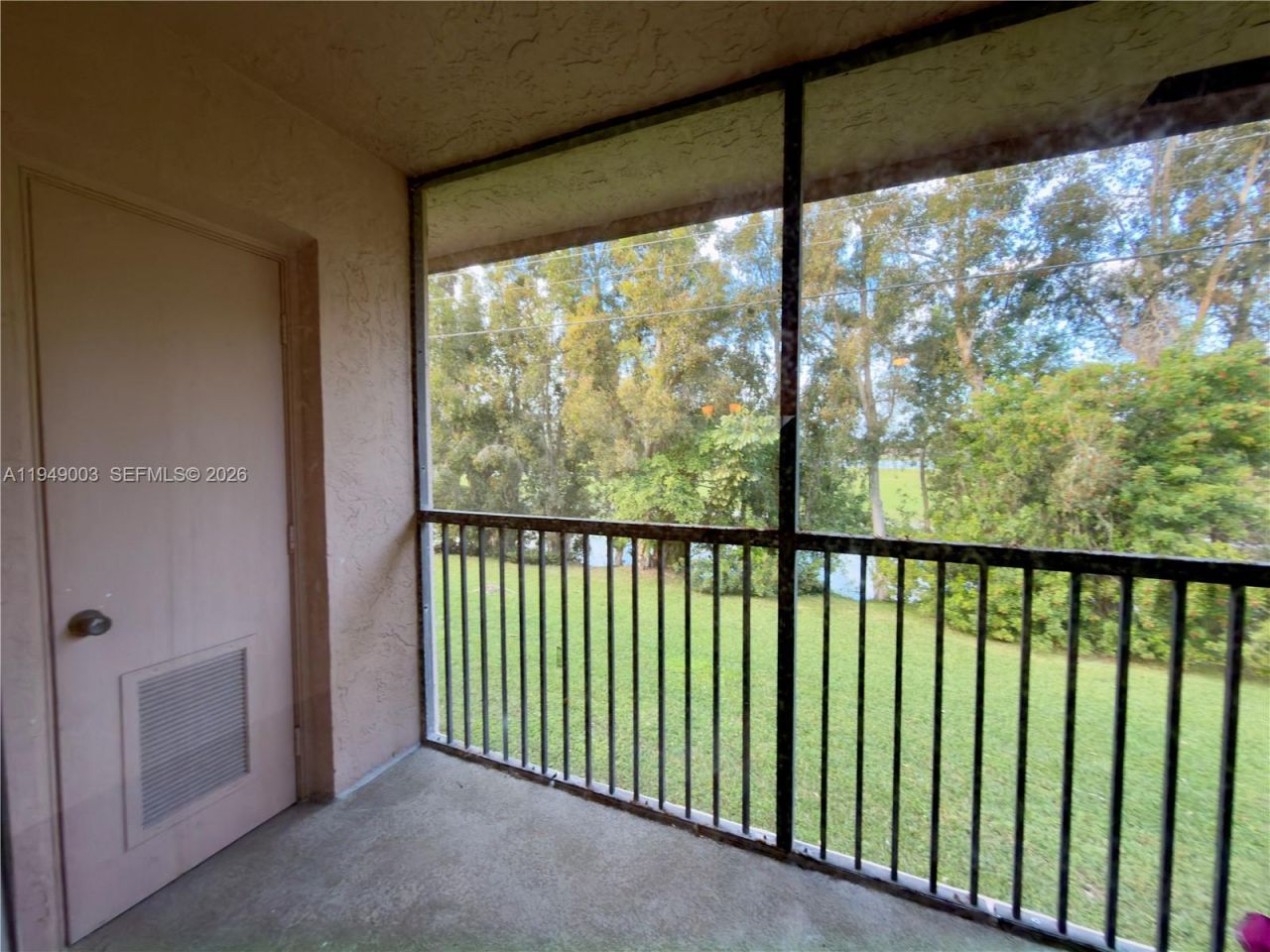 10453 NW 11th St , Unit 206, Pembroke Pines, FL 33026 Photo