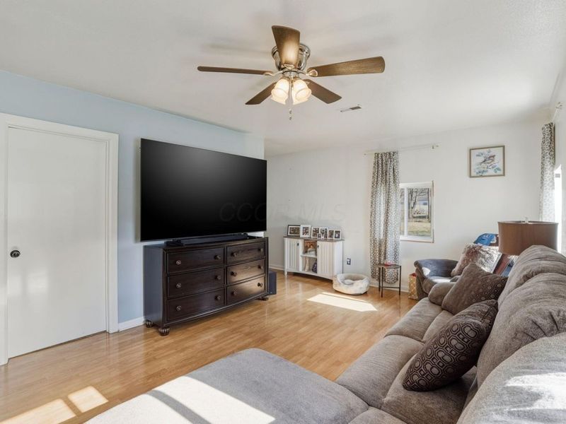 818 Lawndale Avenue, Columbus, OH 43207 Photo 10