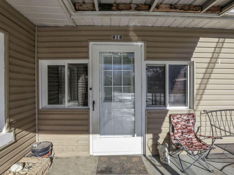 818 Lawndale Avenue, Columbus, OH 43207 Photo 6