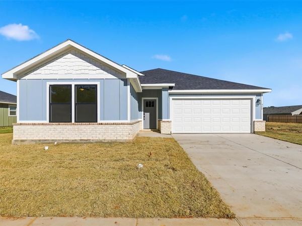 472 Peace Lily Way, Tolar, TX 76476