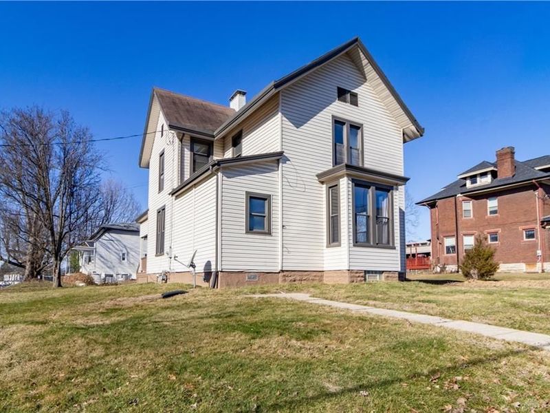 6829 Alpine Avenue, Silverton, OH 45236 Photo 2