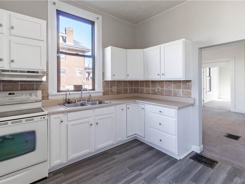 6829 Alpine Avenue, Silverton, OH 45236 Photo 5